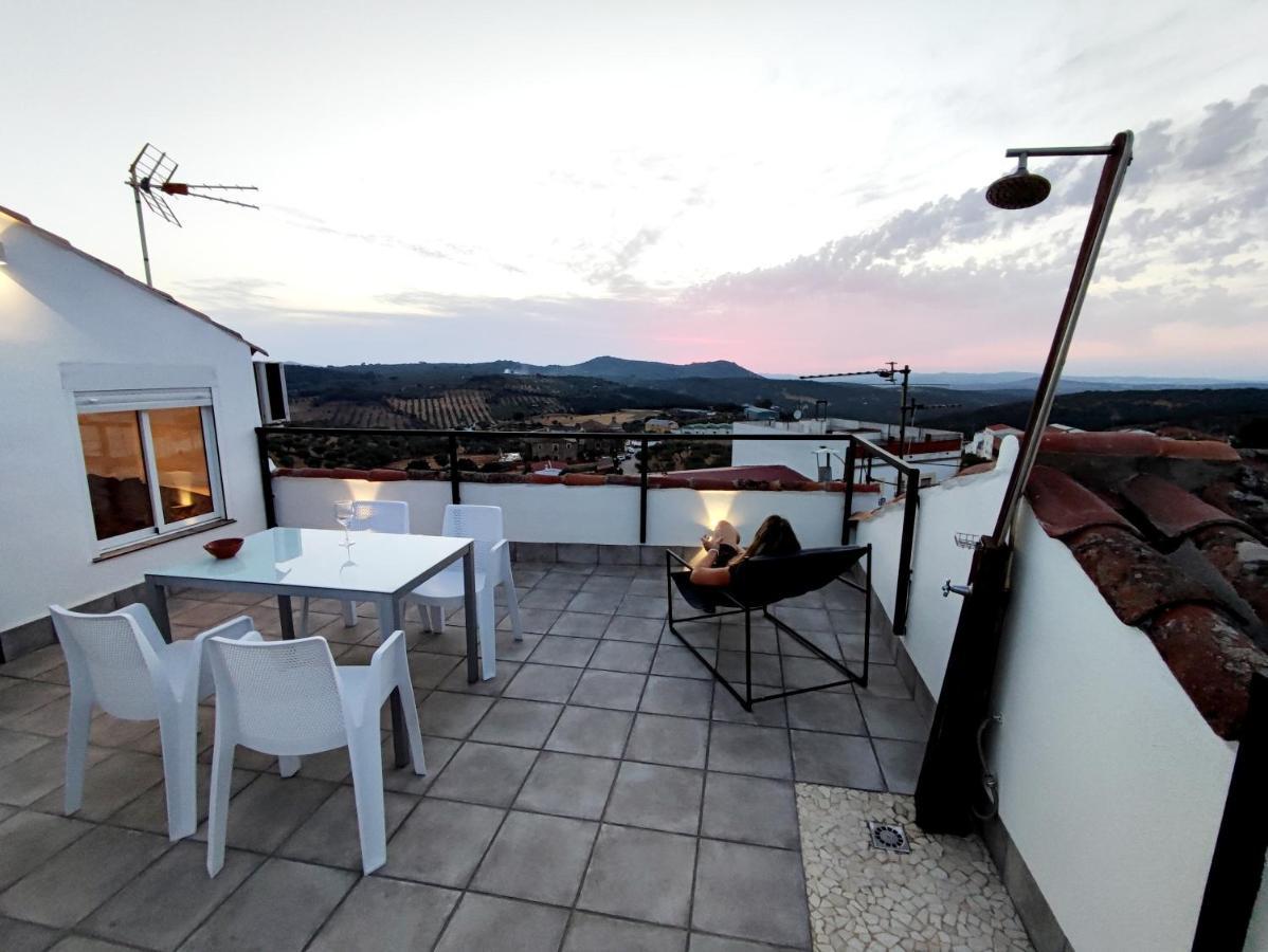 La Martela De Fuentes Casa De Diseno Rural Villa Fuentes De Leon Bagian luar foto